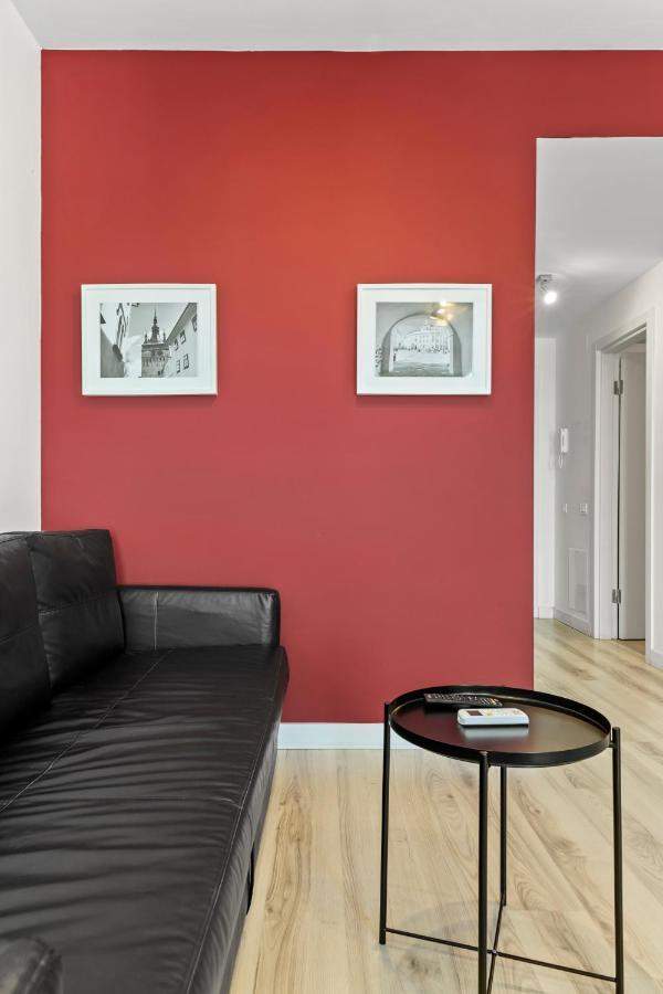 Aquarius: Upscale Flat In The Heart Of Bucharest! Apartman Kültér fotó
